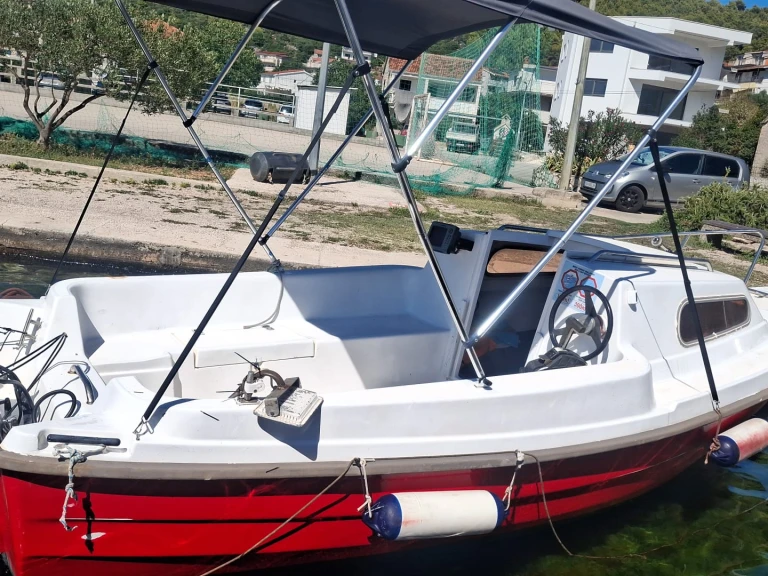 Bootverhuur Poljica goedkoop 500