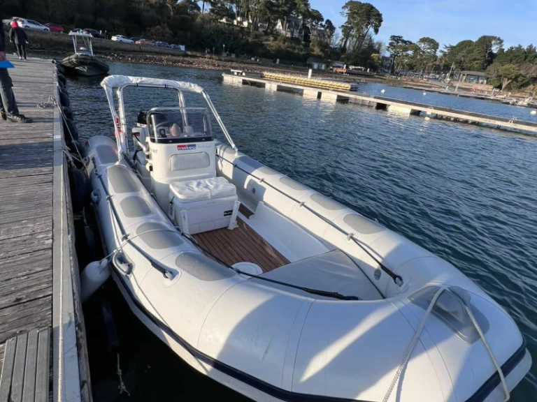 Verhuur RIB in Vannes - Valiant V-520
