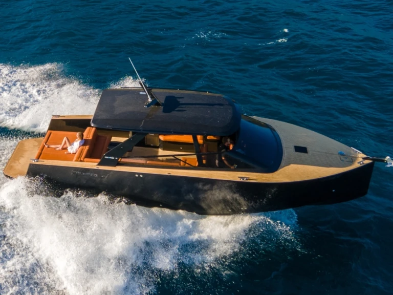 Motorboot te huur in Split voor de beste prijs