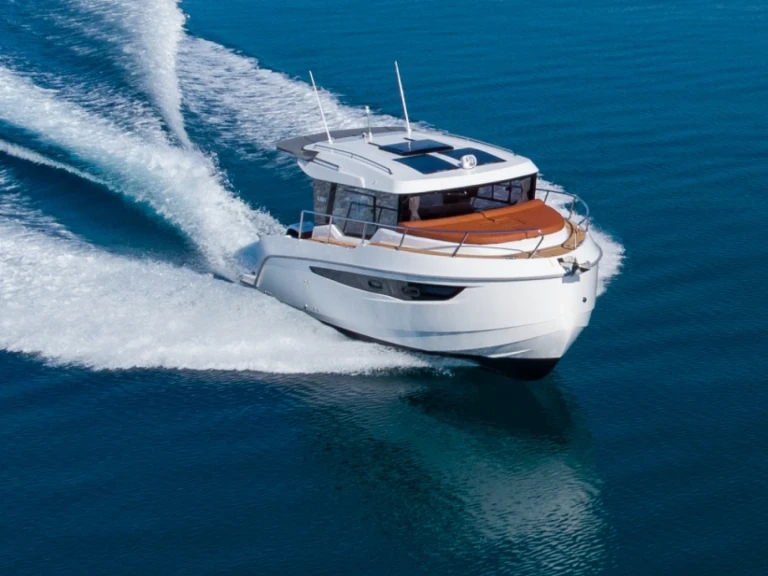 Advanced Yachts Kavi 9 te huur van particulier of professional in Split