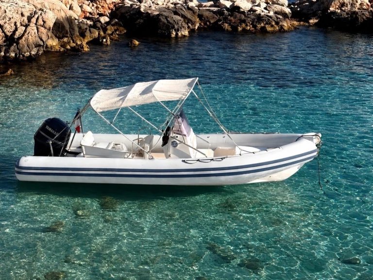 Bootverhuur Semi-Rigide 7 m in Bormes-les-Mimosas via SamBoat