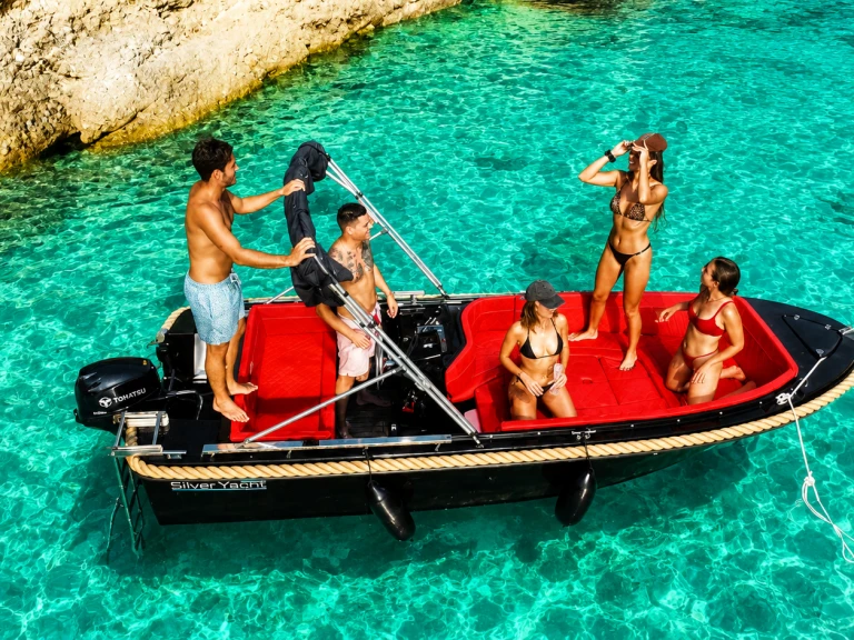 Bootverhuur Silent Yachts 525 in Sant Antoni de Portmany via SamBoat