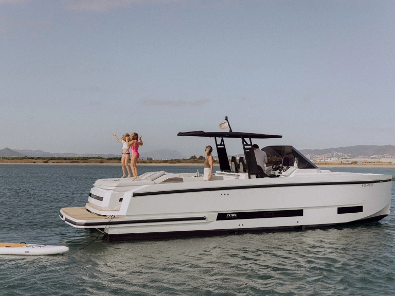 Huur Motorboot met of zonder schipper DEANTONIO YACHTS in Dénia