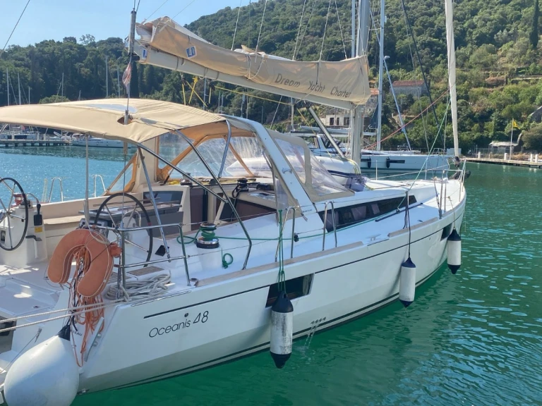 Bootverhuur Bénéteau Oceanis 48 in Puerto Banús via SamBoat