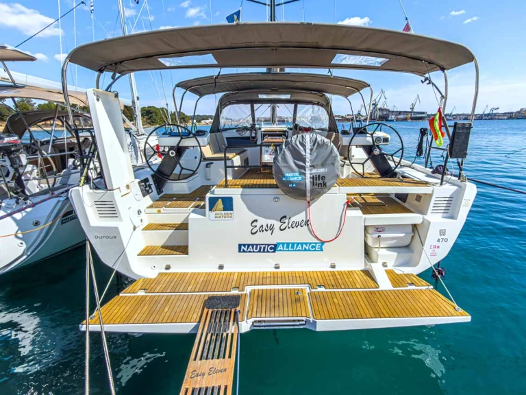 Bootverhuur Pula goedkoop Dufour 470