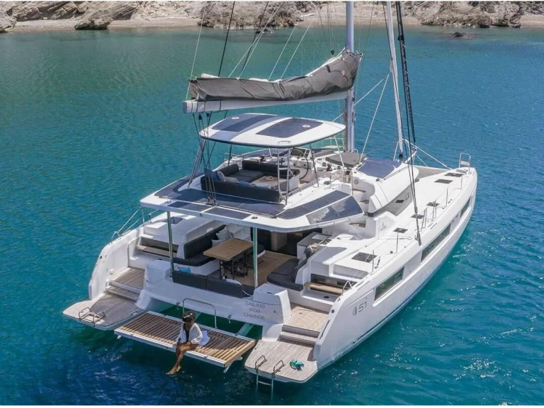 Verhuur Catamaran Lagoon met vaarbewijs