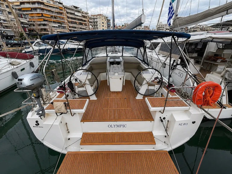 Huur een Bénéteau Oceanis 46.1/5 in Piraeus