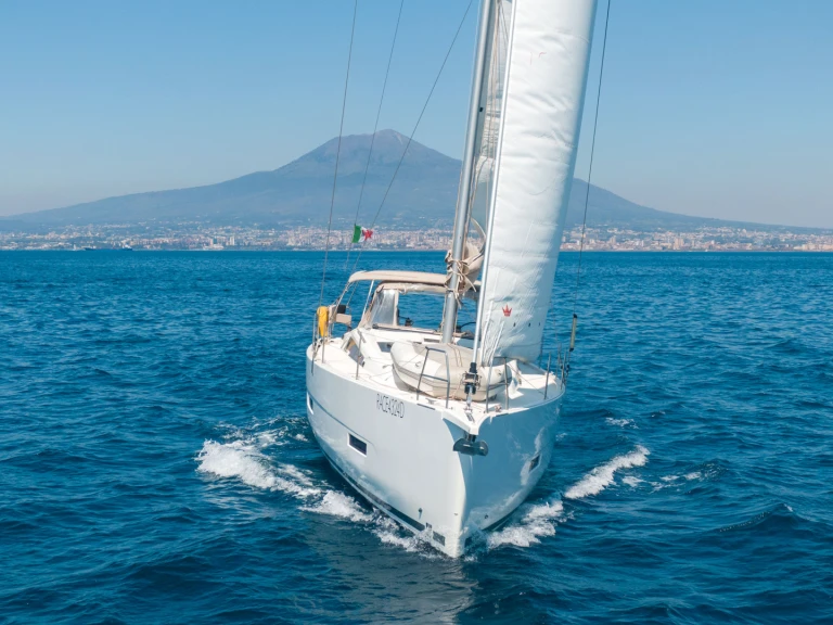 Zeilboot te huur in Castellammare di Stabia voor de beste prijs