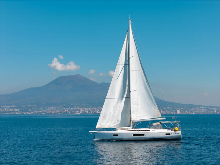 Zeilboot te huur in Castellammare di Stabia voor de beste prijs