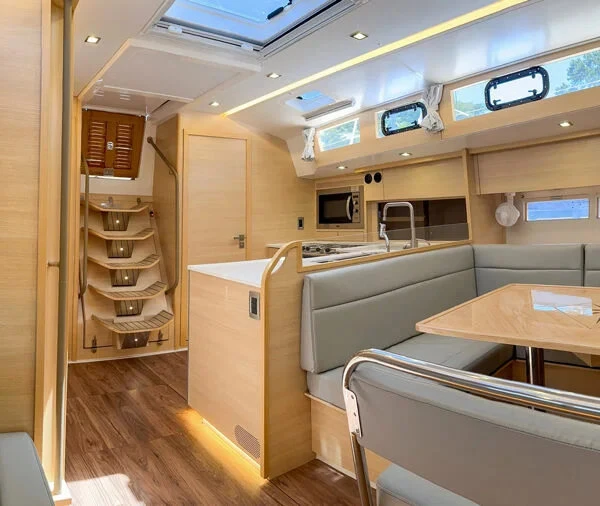 Verhuur Zeilboot Delta Yacht met vaarbewijs