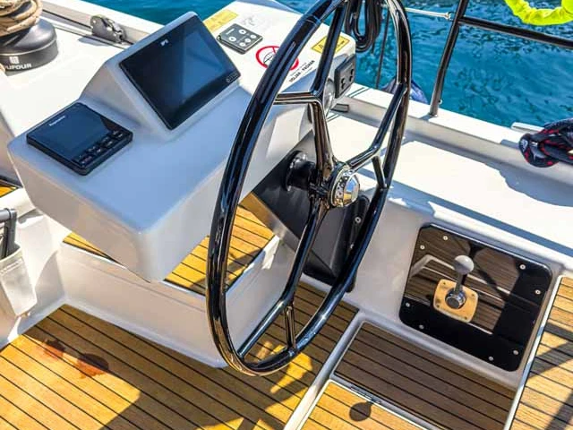 Verhuur Zeilboot Dufour met vaarbewijs