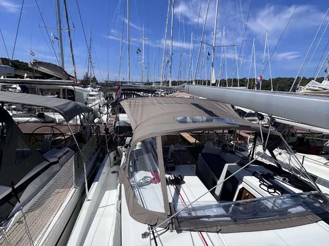 Huur Zeilboot met of zonder schipper Jeanneau in Trogir