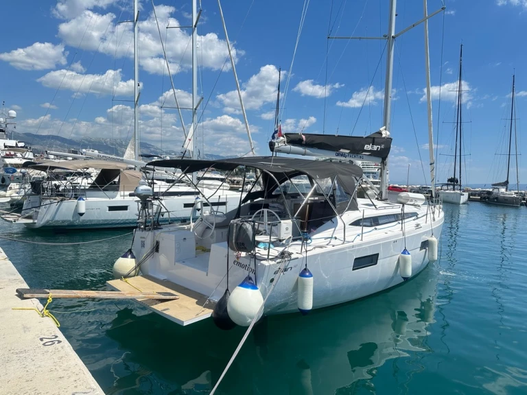 Bootverhuur Elan Impression 45 in Split via SamBoat