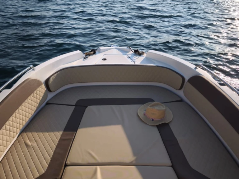 Verhuur Motorboot Nireus met vaarbewijs