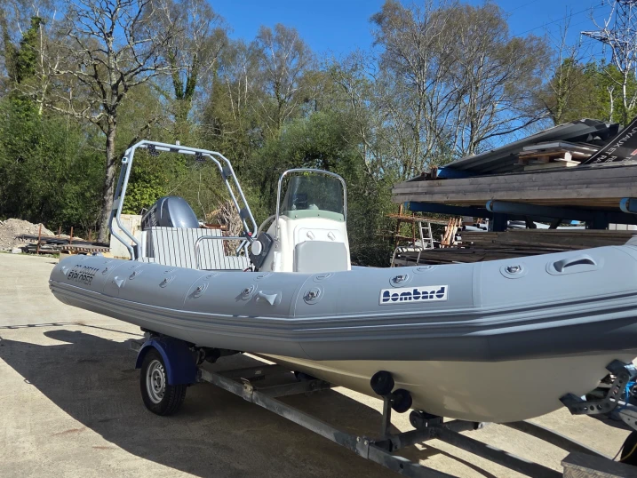 Jachthuur in Concarneau - Bombard Explorer 640 via SamBoat