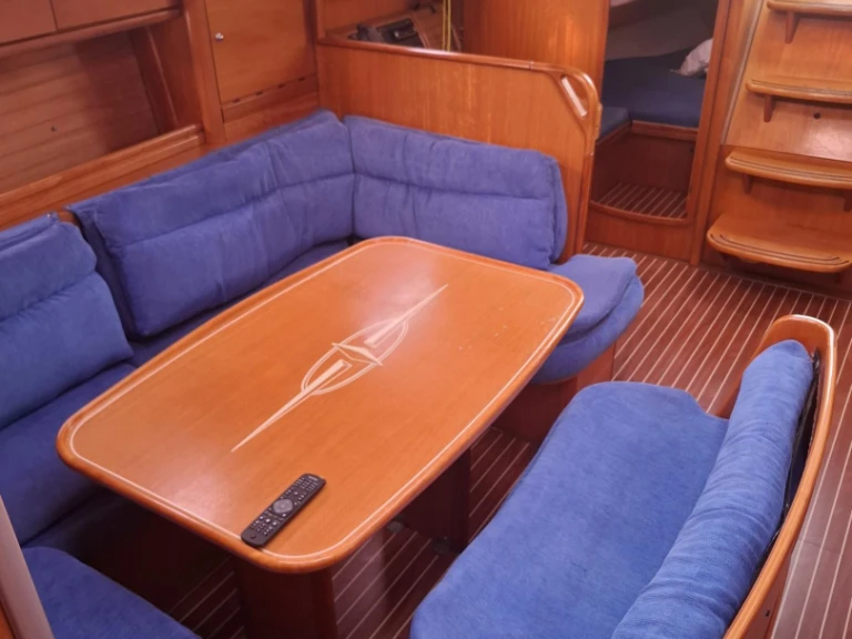 Verhuur Zeilboot in Marina di Grosseto - Bavaria Bavaria 42 Cruiser