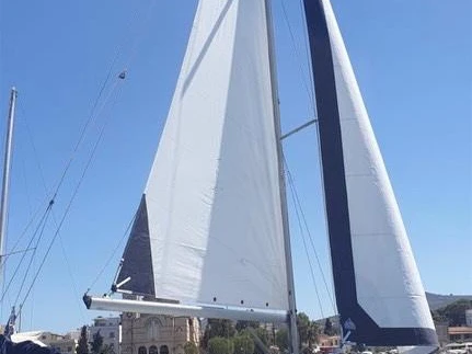 Bootverhuur Jeanneau Sun Odyssey 43 in Níkiti via SamBoat