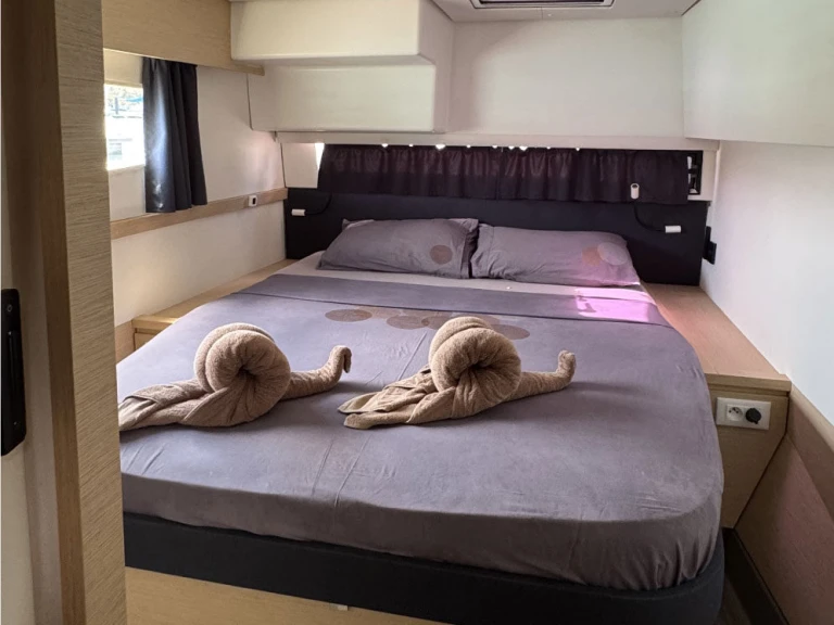 Verhuur Catamaran in Mahé - Fountaine Pajot Saba 50