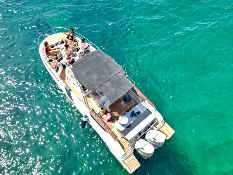 Bénéteau Flyer 8.8 SPACEdeck te huur van particulier of professional in Tossa de Mar