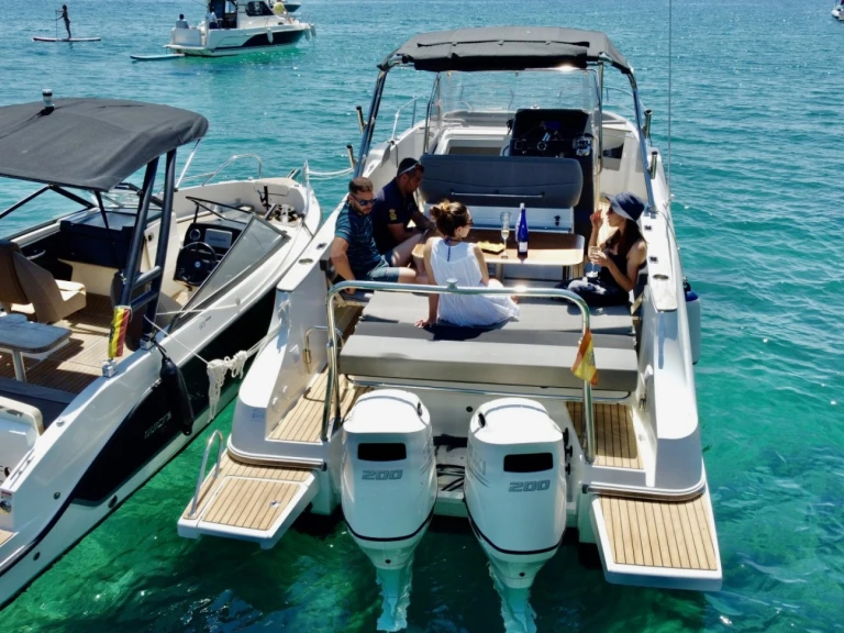 Huur een Bénéteau Flyer 8.8 SPACEdeck in Tossa de Mar