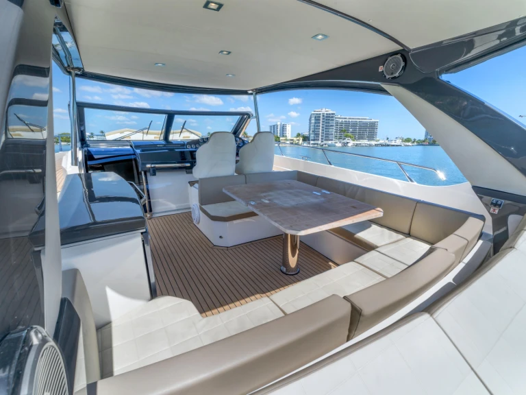 Jachthuur in Juan-les-Pins - Absolute Yachts absolute 40 via SamBoat