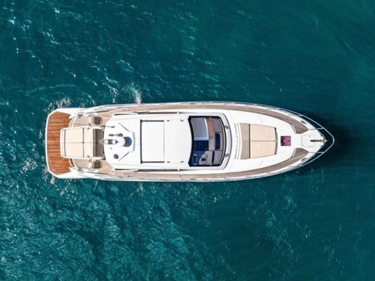 Jacht te huur in Juan-les-Pins voor de beste prijs
