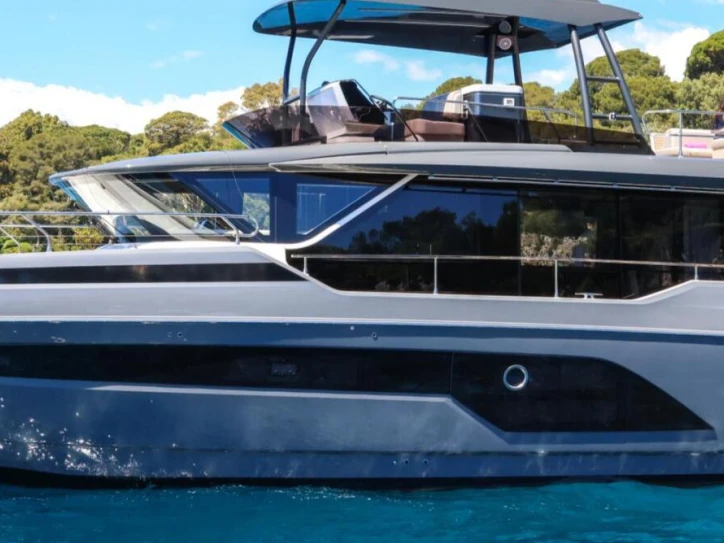Jacht te huur in Juan-les-Pins voor de beste prijs
