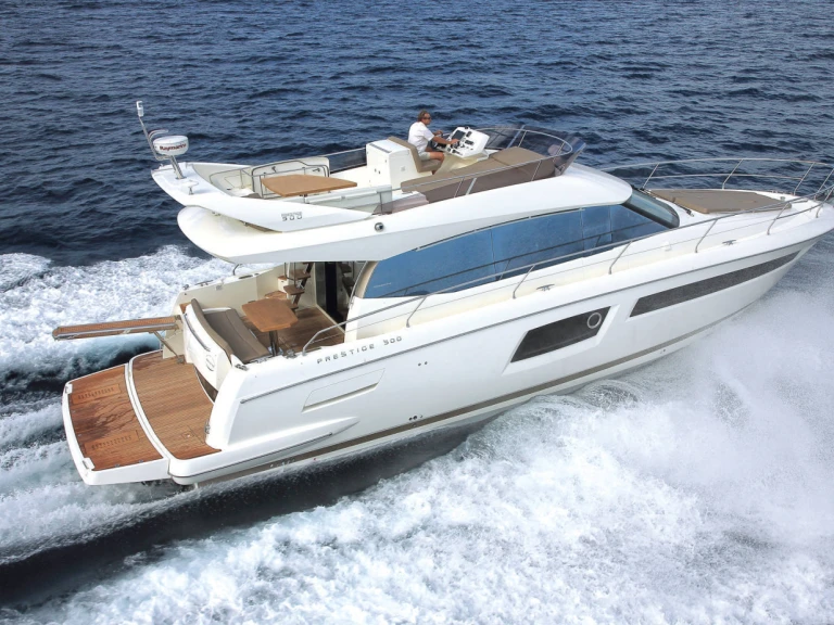 Verhuur Jacht in Golfe-Juan - Prestige Yachts prestige 500 fly