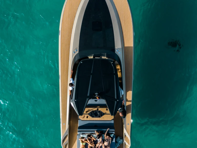 Motorboot te huur in Ibiza Town voor de beste prijs