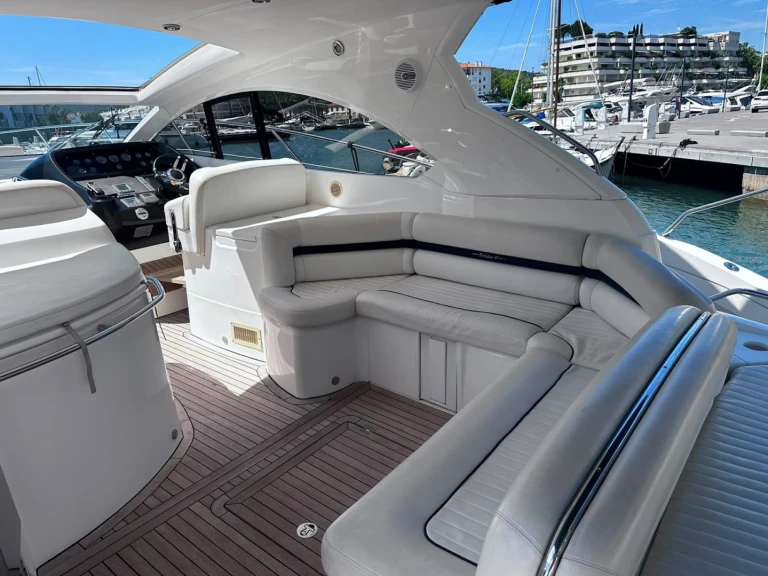 Huur Motorboot met of zonder schipper Sunseeker in Castell-Platja d'Aro