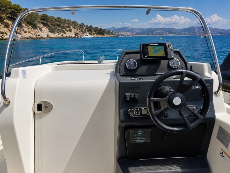 Bootverhuur Quicksilver Activ 605 Sundeck in Mandelieu-la-Napoule via SamBoat