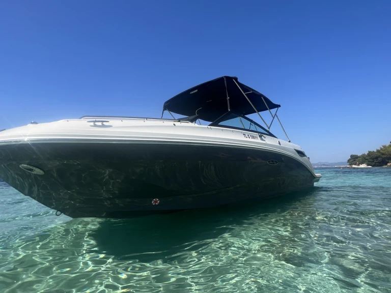 Sea Ray  250 sdx te huur van particulier of professional in Port Fréjus