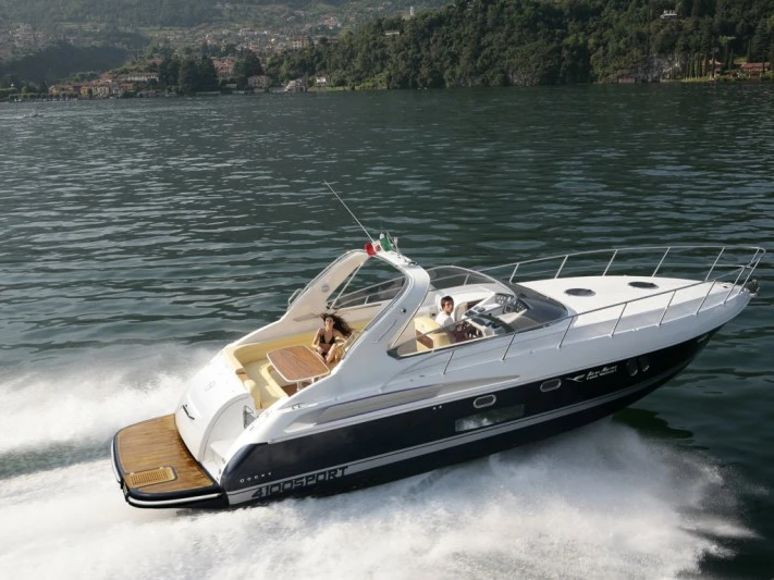 Motorboot te huur in Théoule-sur-Mer voor de beste prijs