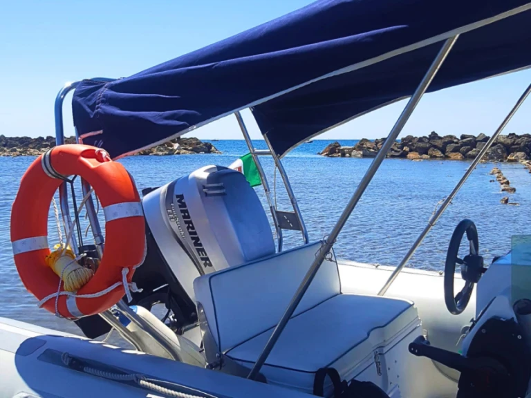 RIB te huur in Santa Marinella voor de beste prijs