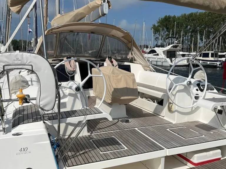 Jachthuur in Larmor-Plage - Fountaine Pajot Dufour 410 via SamBoat