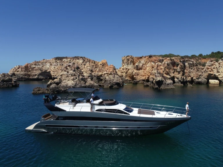 Jacht te huur in Villefranche-sur-Mer voor de beste prijs