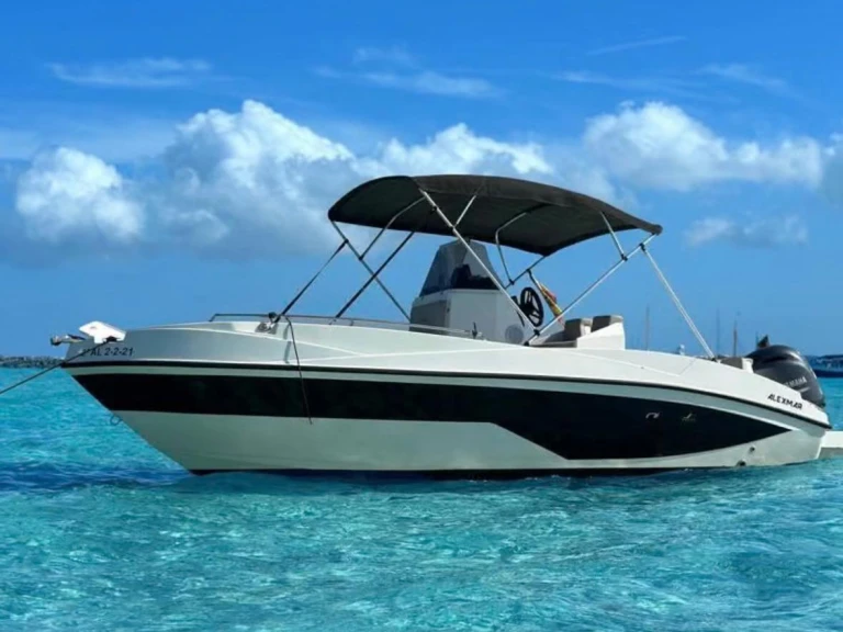 Huur Motorboot met of zonder schipper Nireus in Ibiza Town