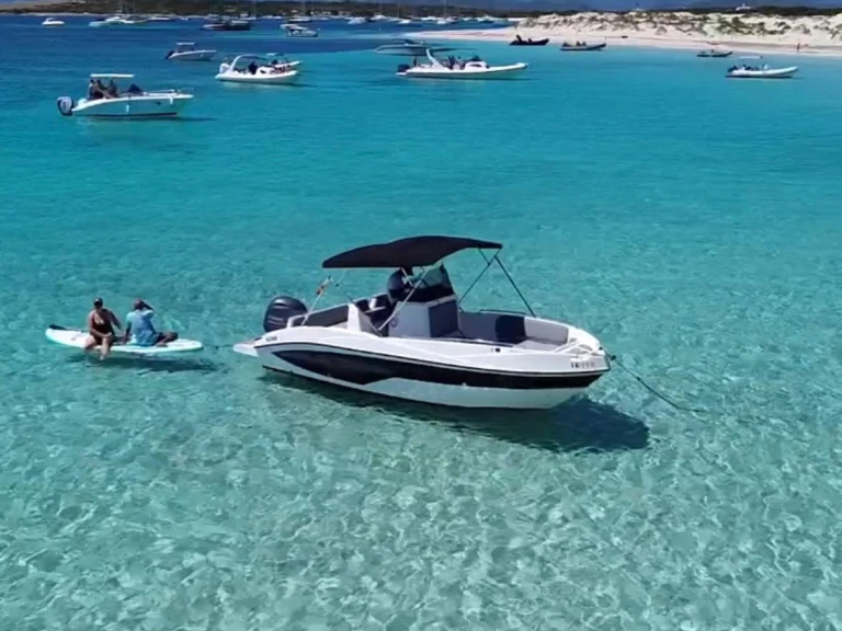 Motorboot te huur in Ibiza Town voor de beste prijs