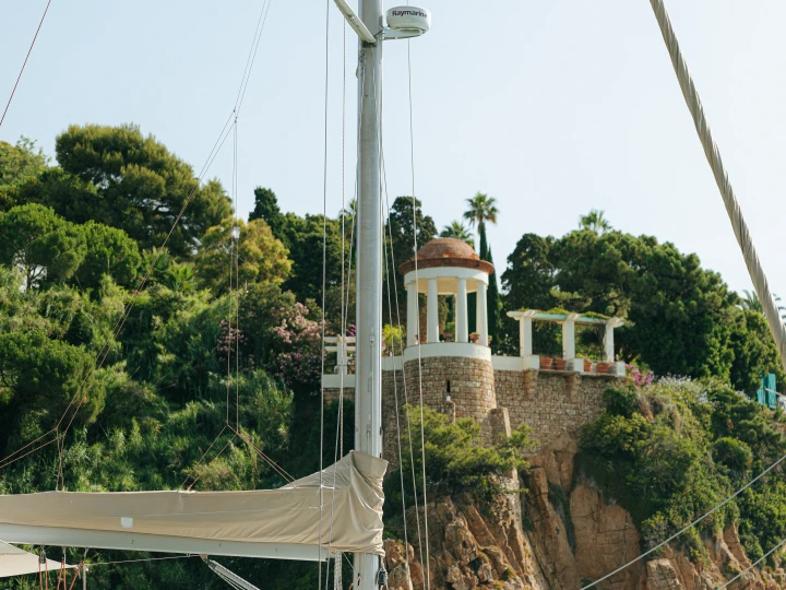 Huur Zeilboot met of zonder schipper Bénéteau in Port de Blanes
