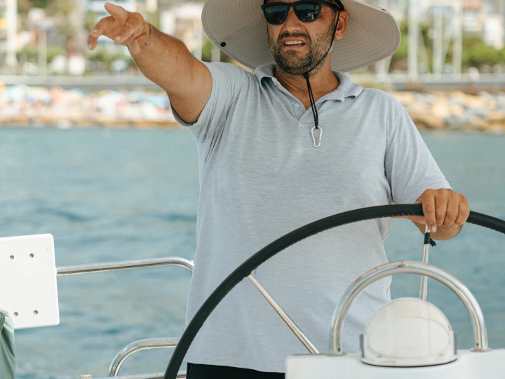 Bootverhuur Blanes goedkoop Oceanis 423 Clipper
