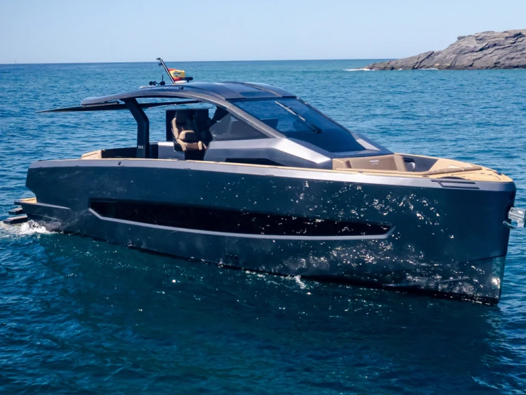 Huur een Tesoro TESORO T50 in Ibiza Town