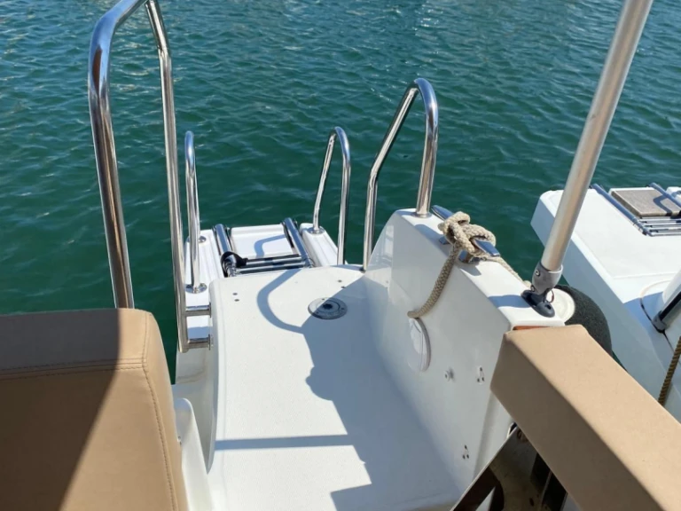 Verhuur Motorboot in Saint-Tropez - Jeanneau Cap Camarat 7.5 Open