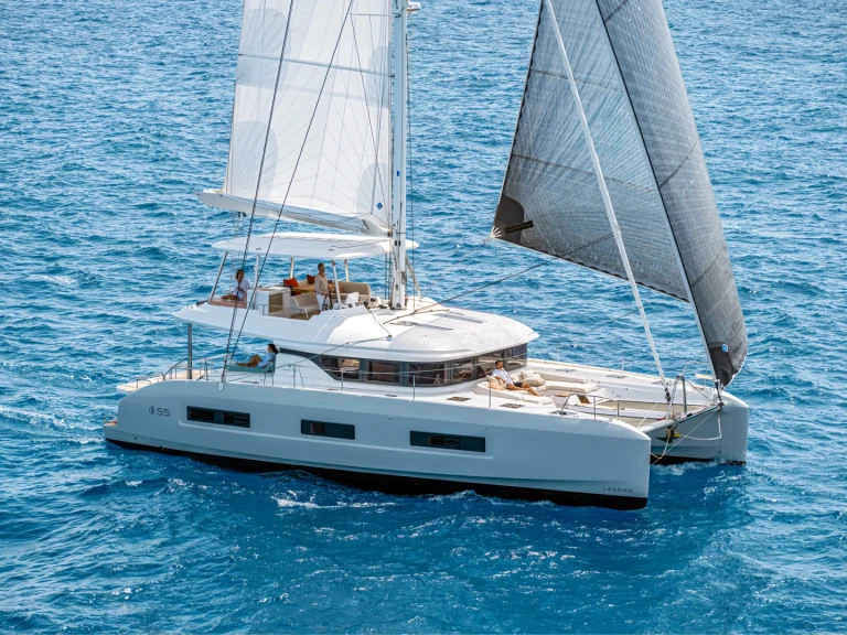 Bootverhuur Eden Island goedkoop Lagoon 55