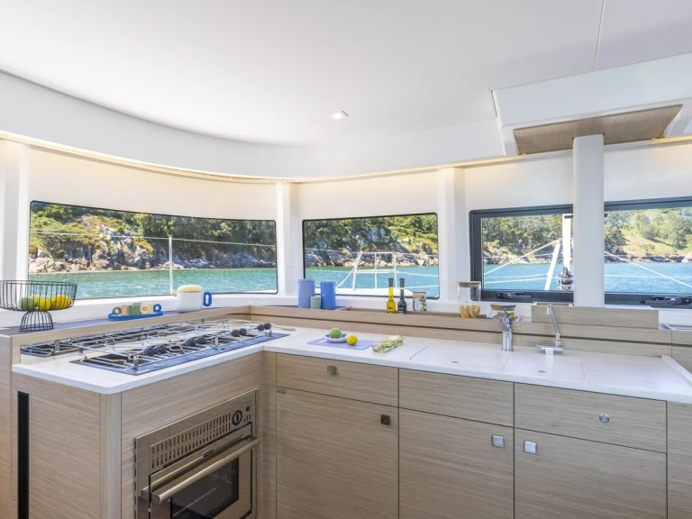Catamaran te huur in Eden Island voor de beste prijs