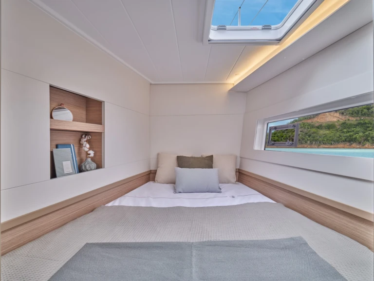 Verhuur Catamaran Lagoon met vaarbewijs