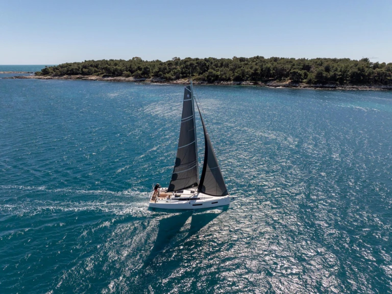 Bootverhuur Jeanneau Sun Odyssey 350 in Road Town via SamBoat