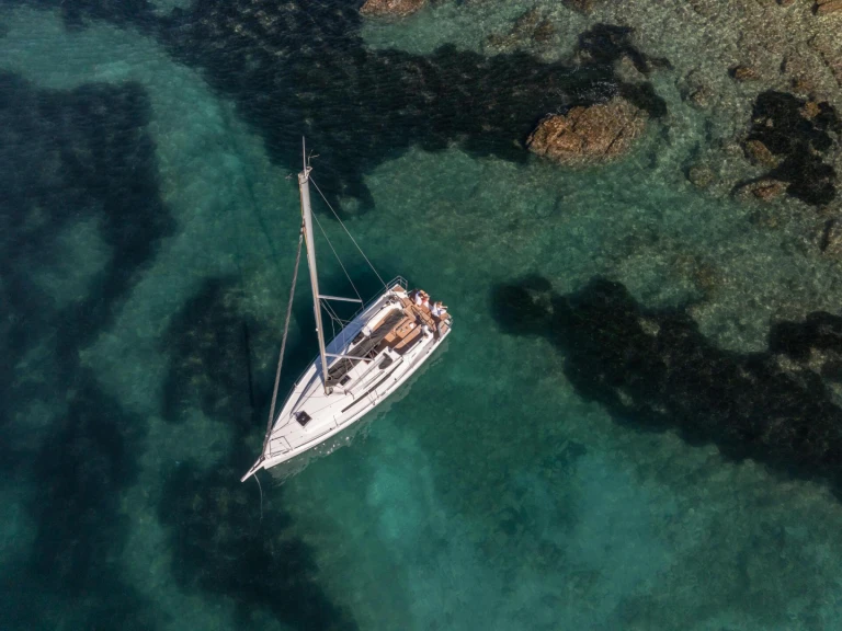 Bootverhuur Jeanneau Sun Odyssey 350 in Road Town via SamBoat