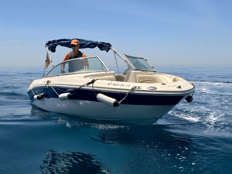 Verhuur Motorboot in Marbella - Sea Ray Sea Ray 200 Select