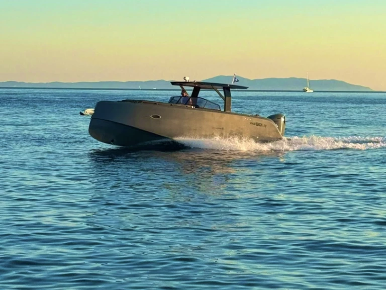 Huur Motorboot met of zonder schipper Phantom yachts in Split