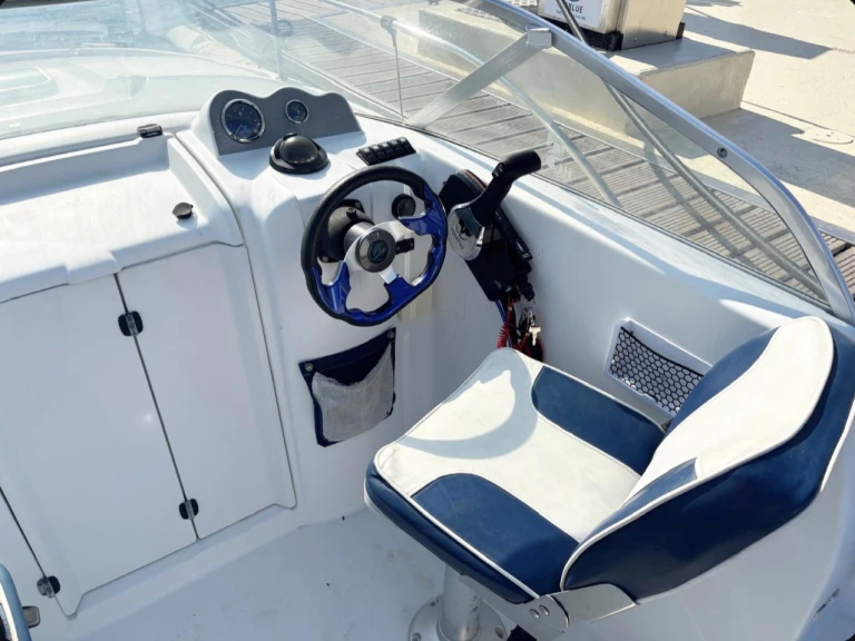Verhuur Motorboot in Mandelieu-la-Napoule - Bénéteau Flyer 650 Cabine